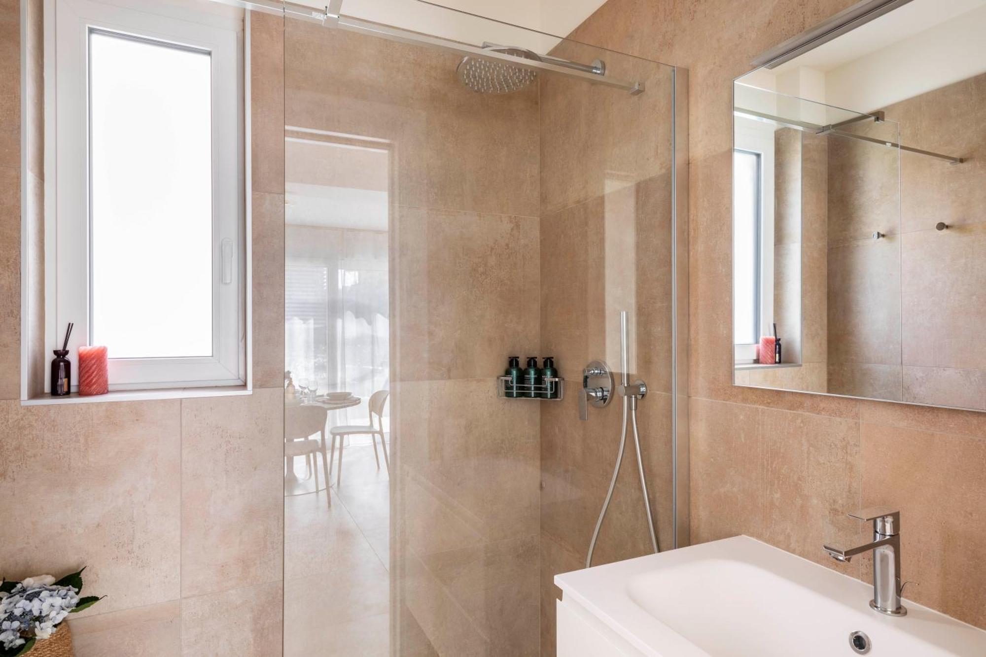 Regalia Suites - Free Parking Lugano Exterior photo